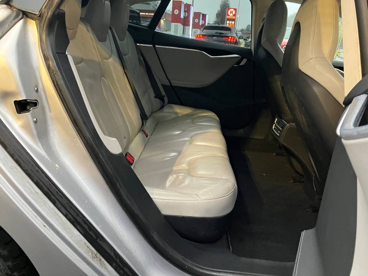 2014 Tesla Model S