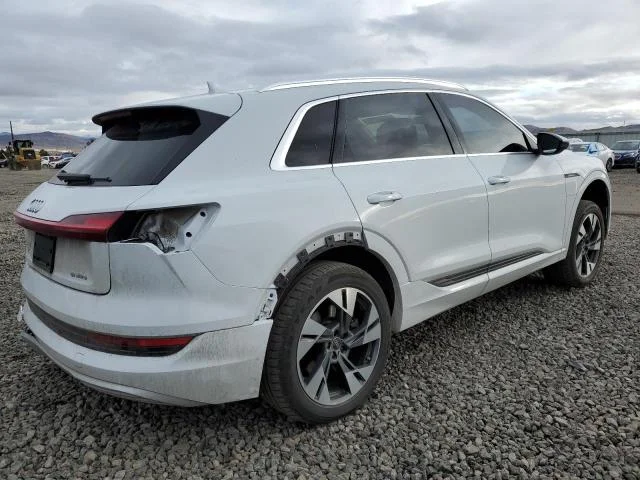 AUDI E-TRON PREMIUM 2022
