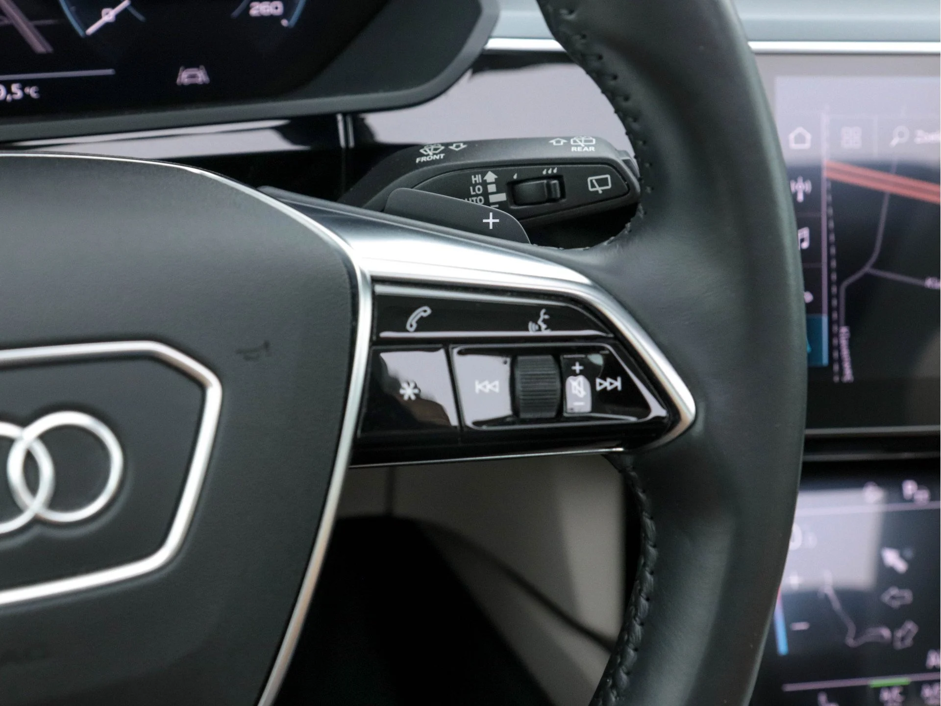 Audi E-Tron 95 kWh Advanced - Quattro - Electric - Automatic - 360 hp - 78.652 km