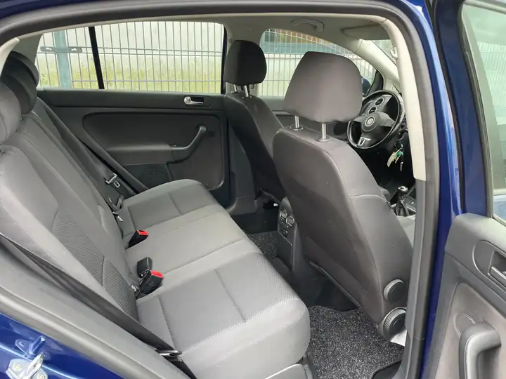 2010 Volkswagen Golf