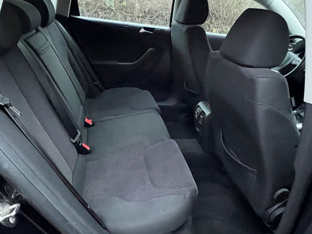 2011 Volkswagen Passat B6