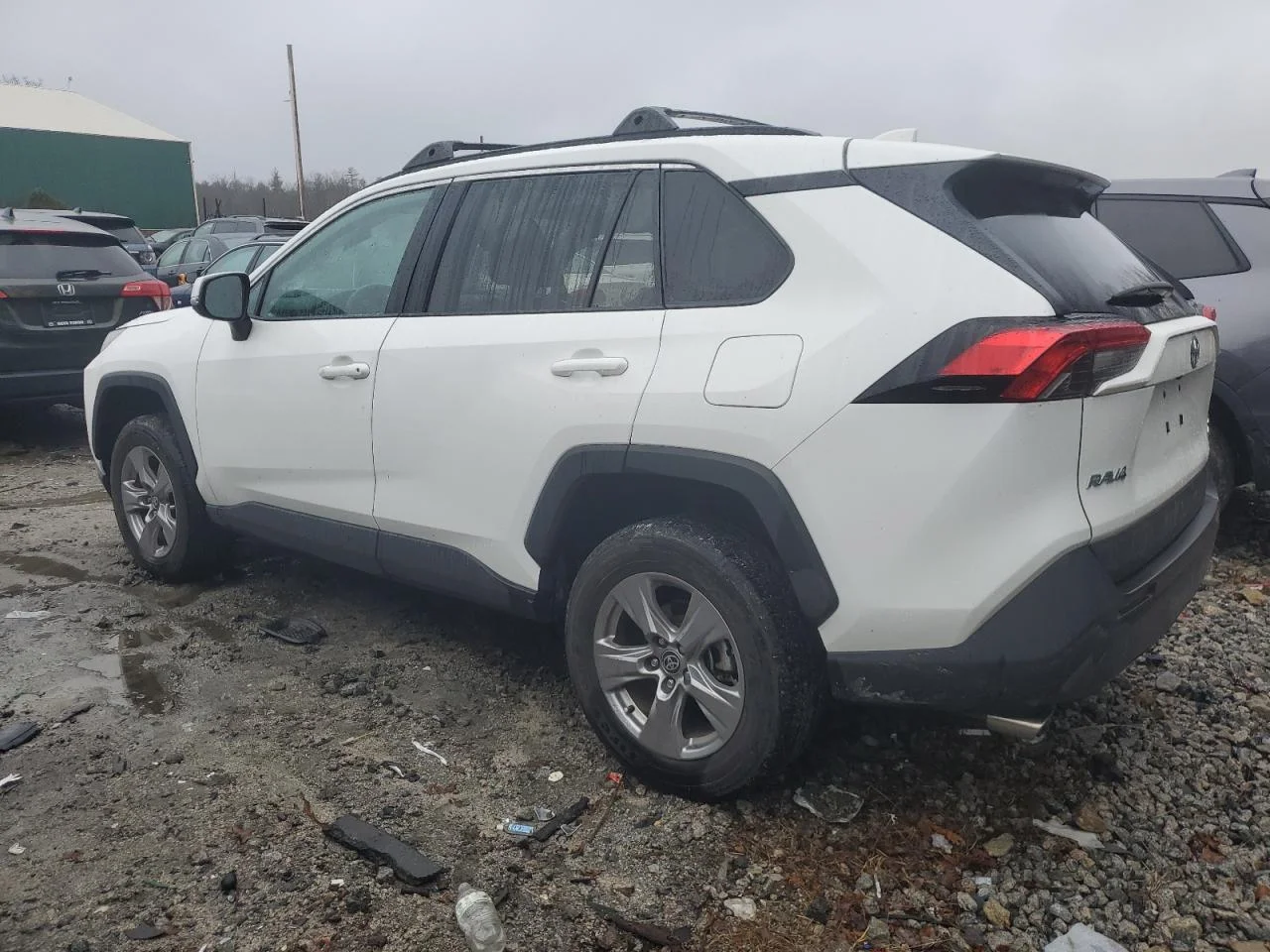 TOYOTA RAV4 XLE  2022