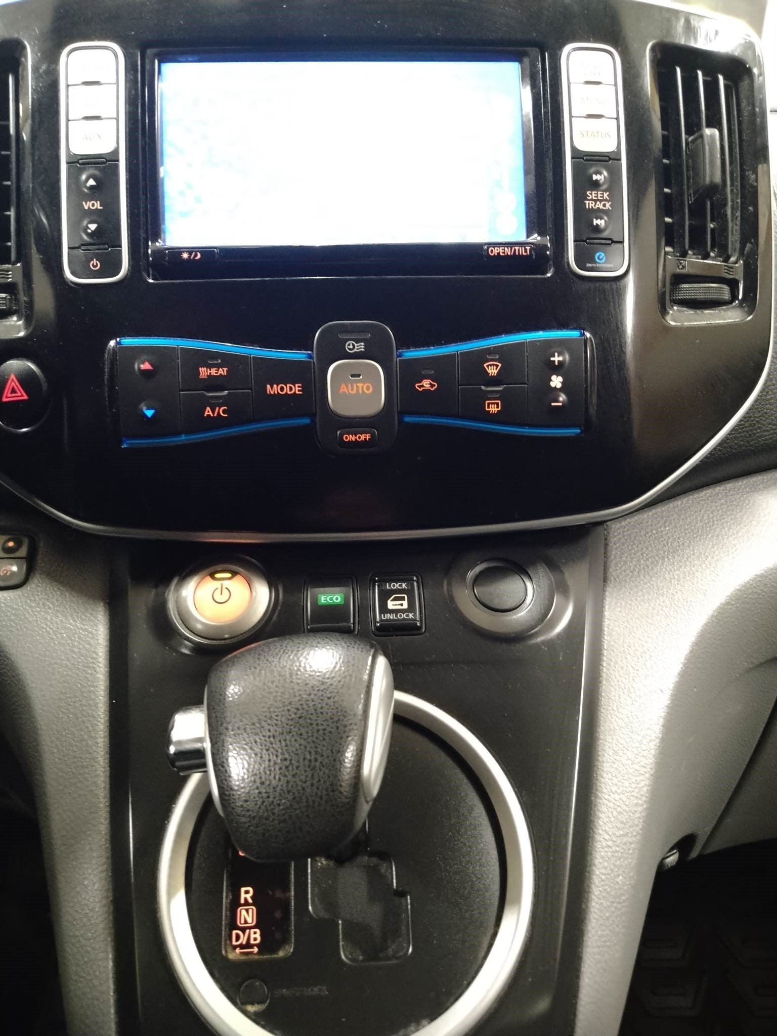 2016 Nissan e-NV