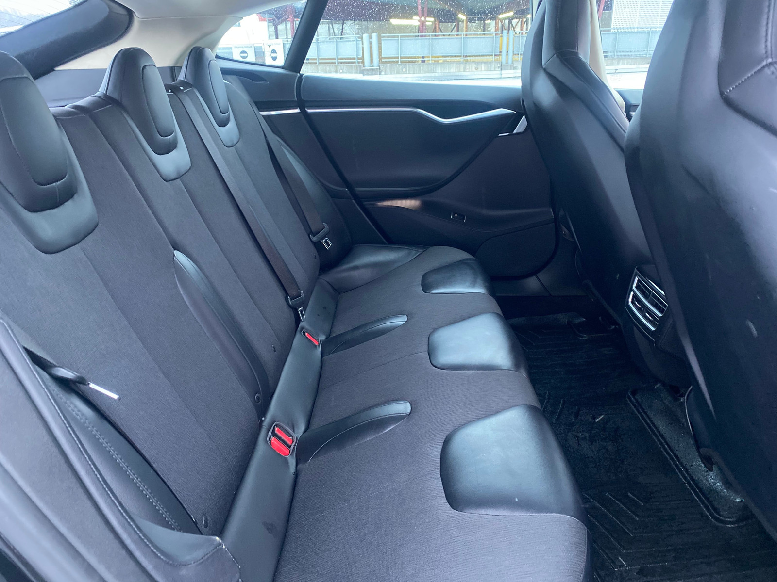 2013 Tesla Model S
