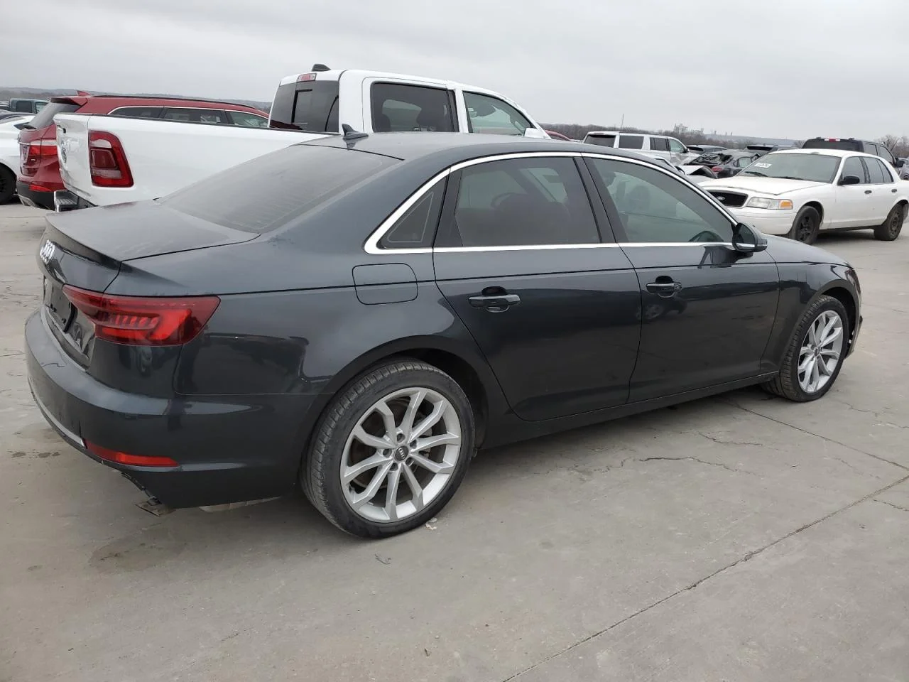 AUDI A4 PREMIUM 2019