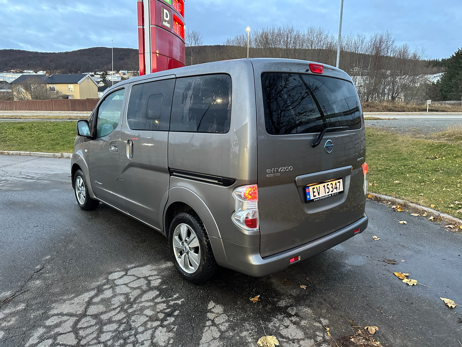 2018 Nissan e-NV