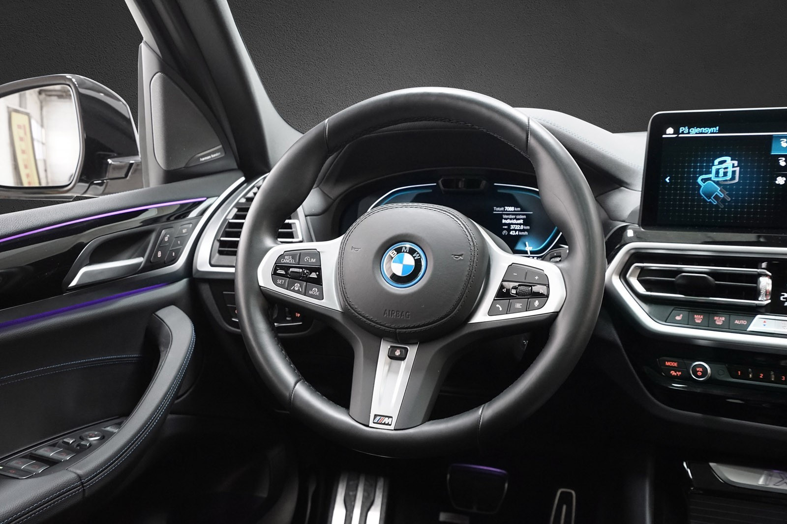 2022 BMW iX3