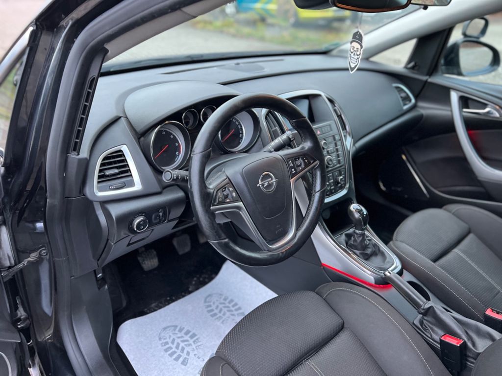 2014 Opel Astra
