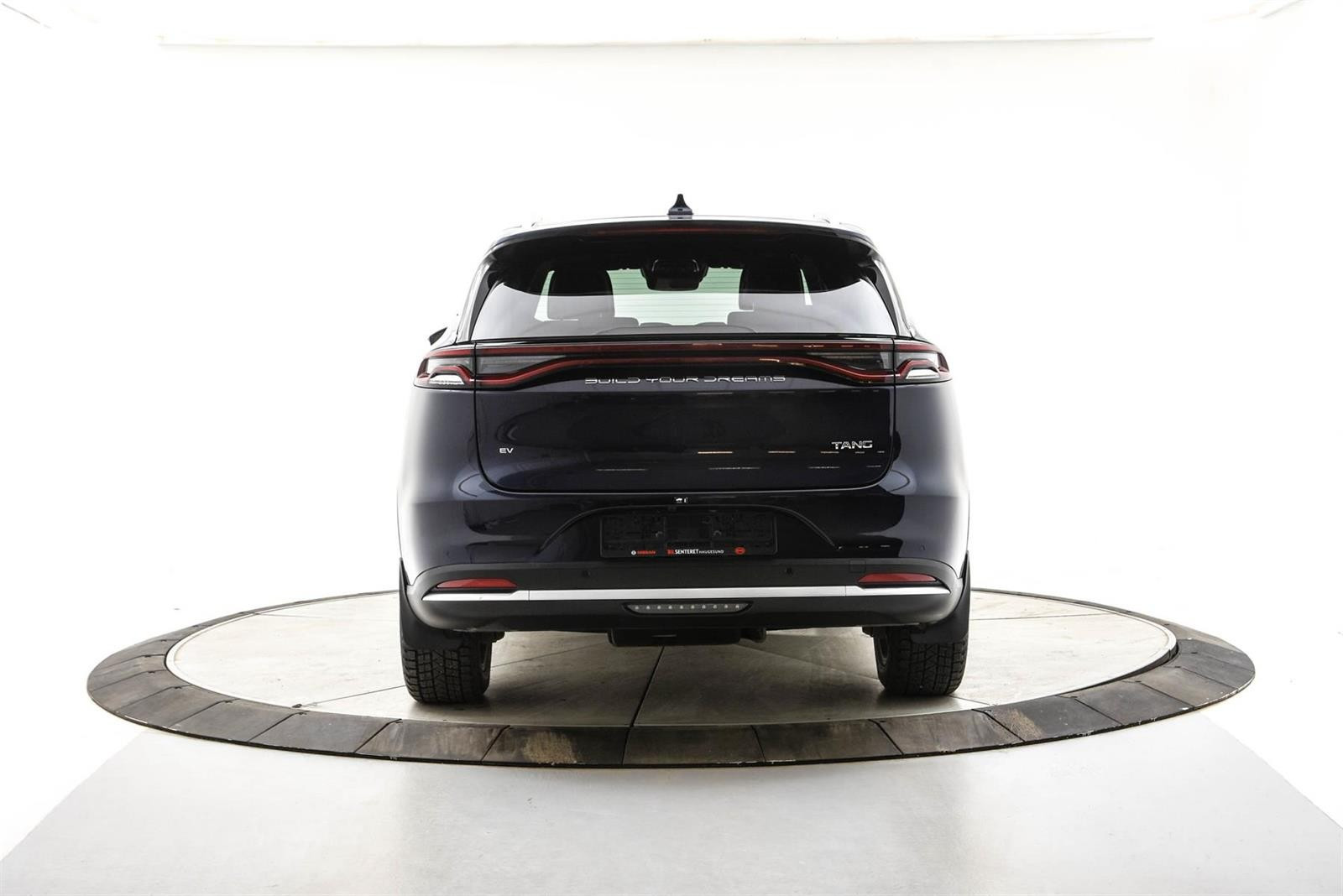 2021 BYD Tang