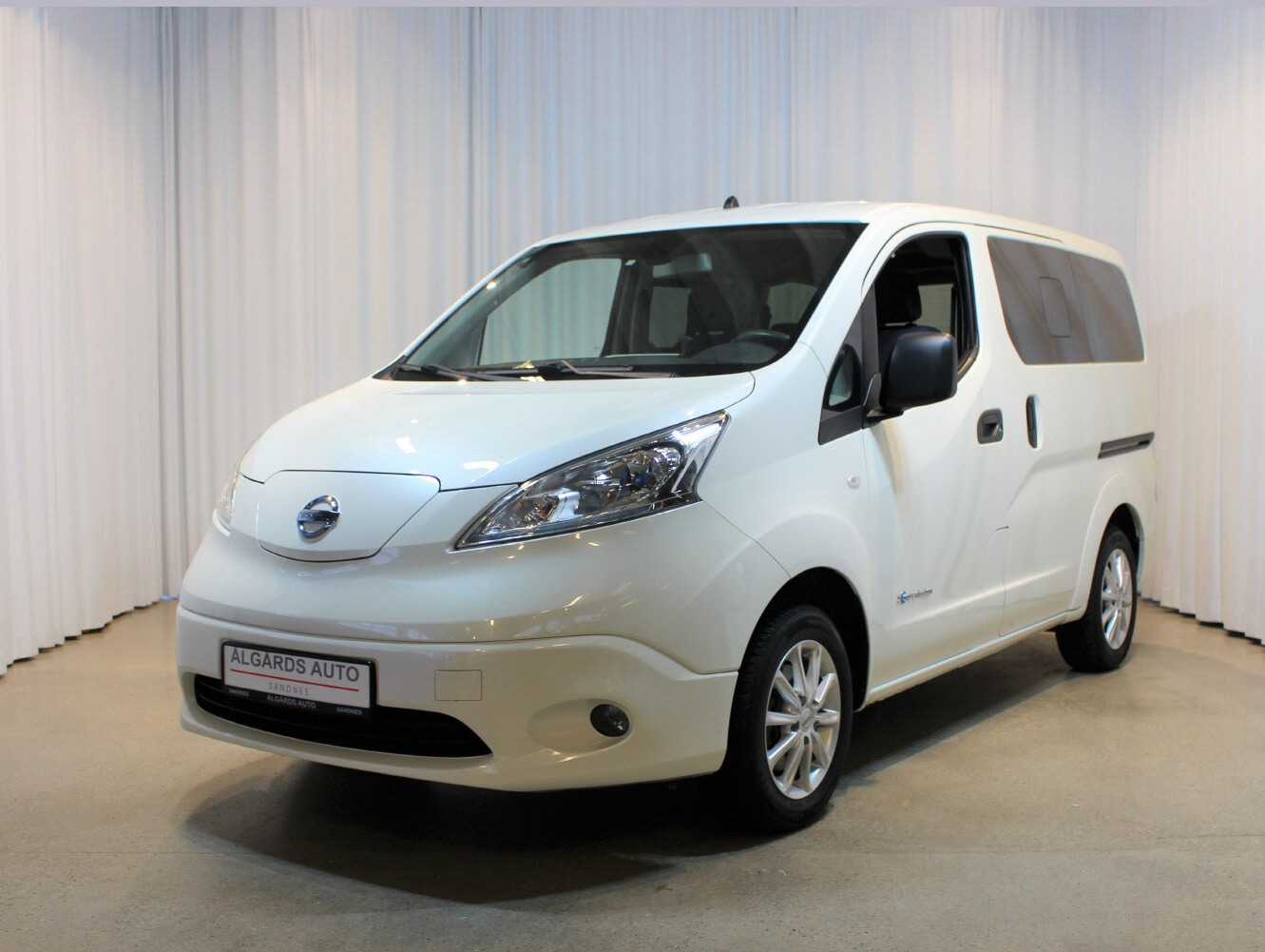 2016 Nissan e-NV