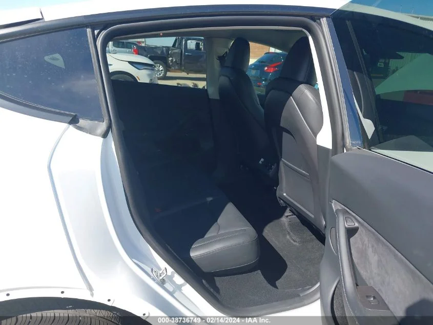 TESLA MODEL Y 2023