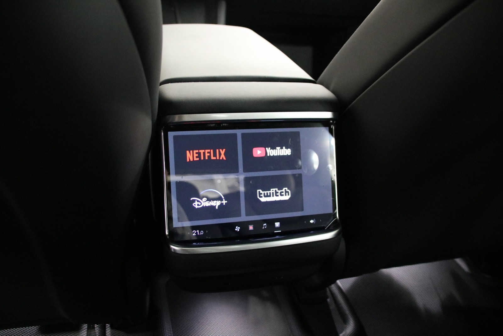 2022 Tesla Model S PLAID