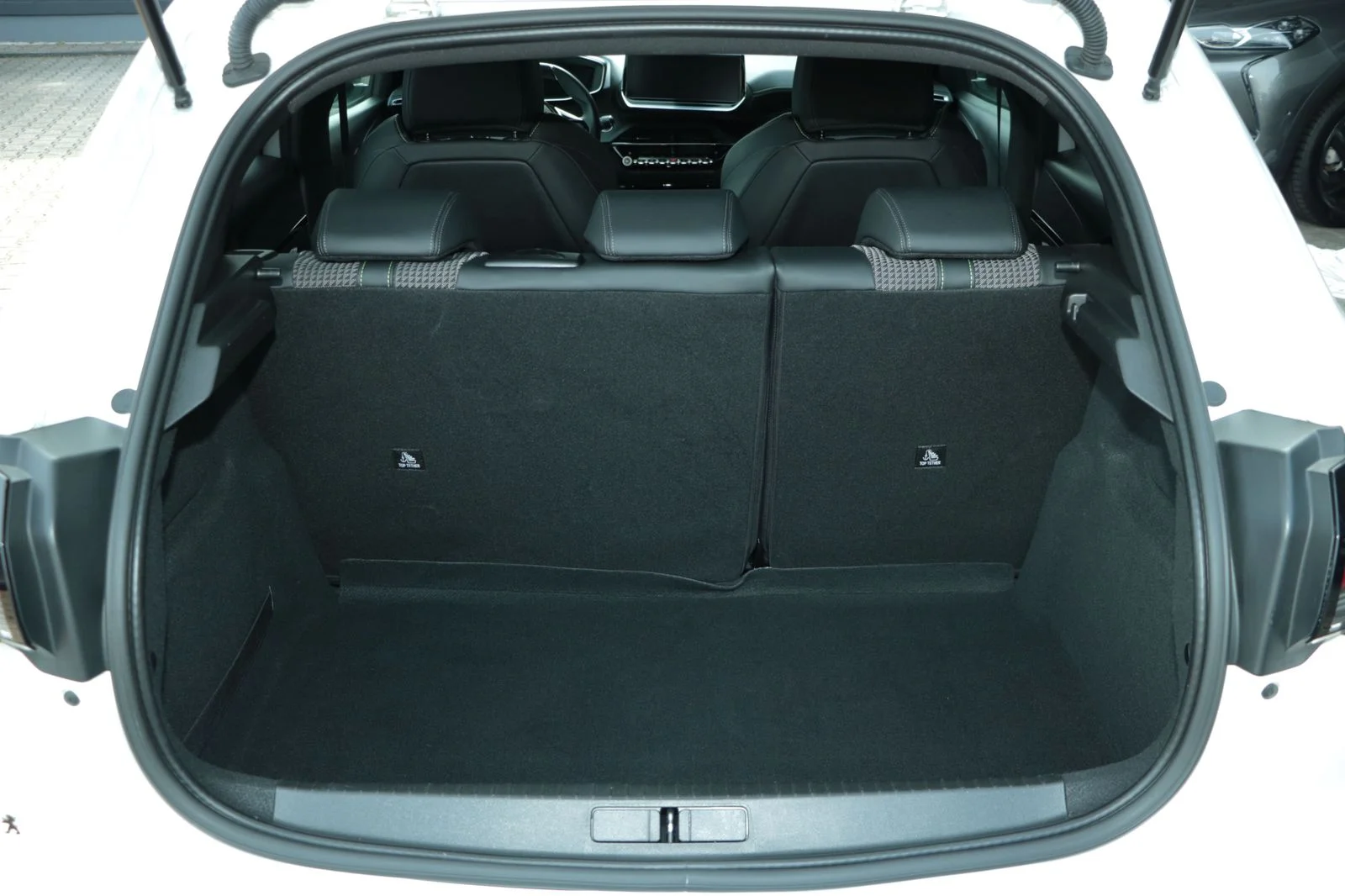 Peugeot e-208 2021 50 kWh