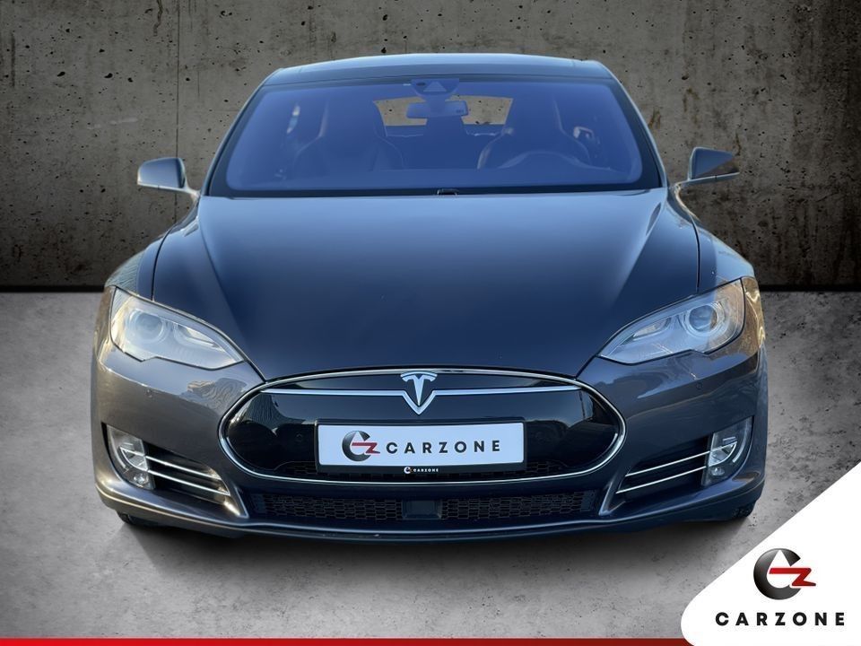 2015 Tesla Model S