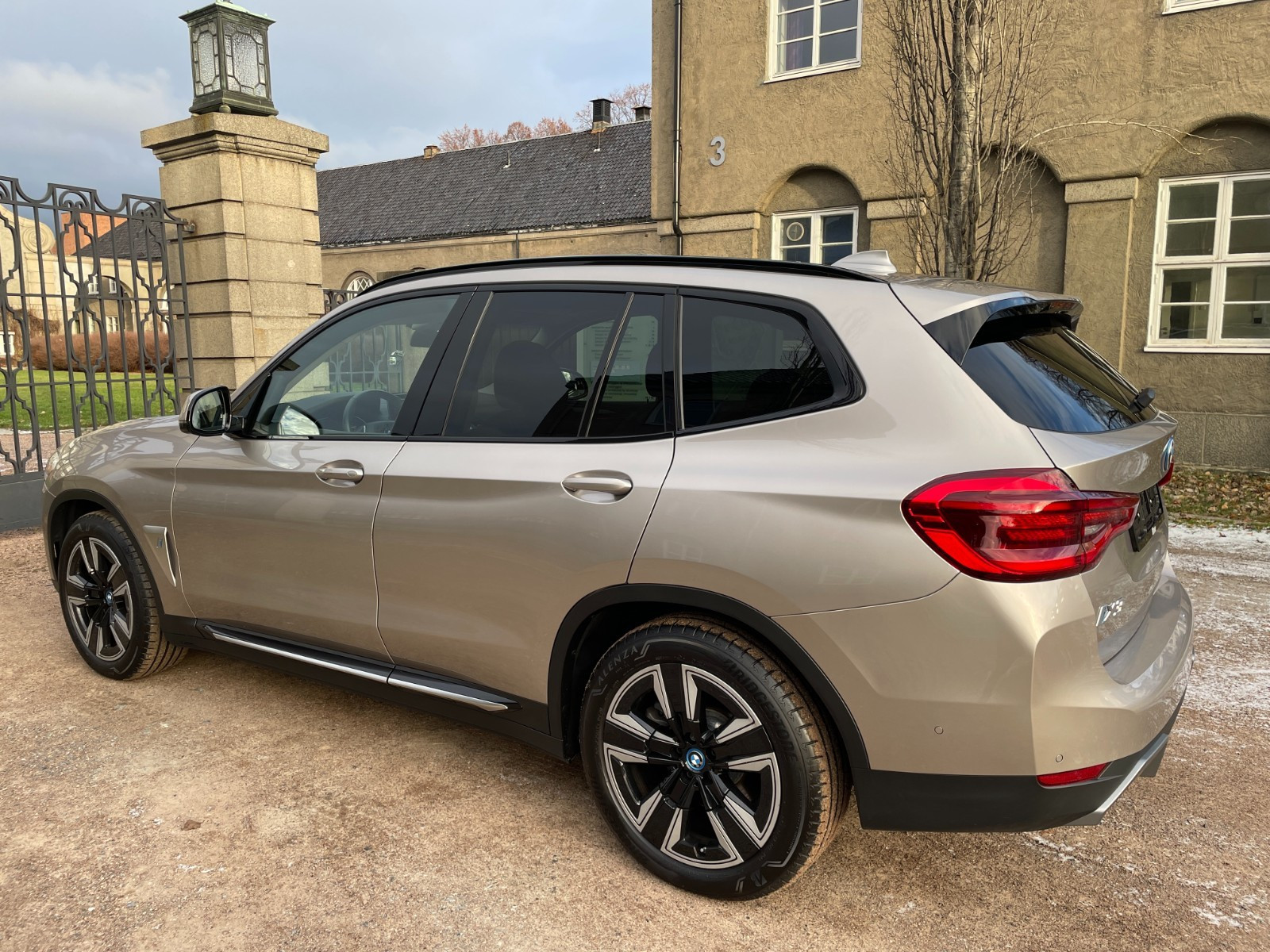 2021 BMW iX3