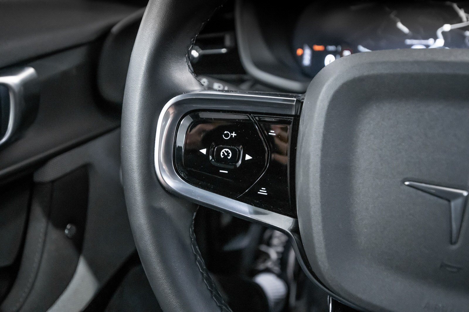 2021 Polestar 2
