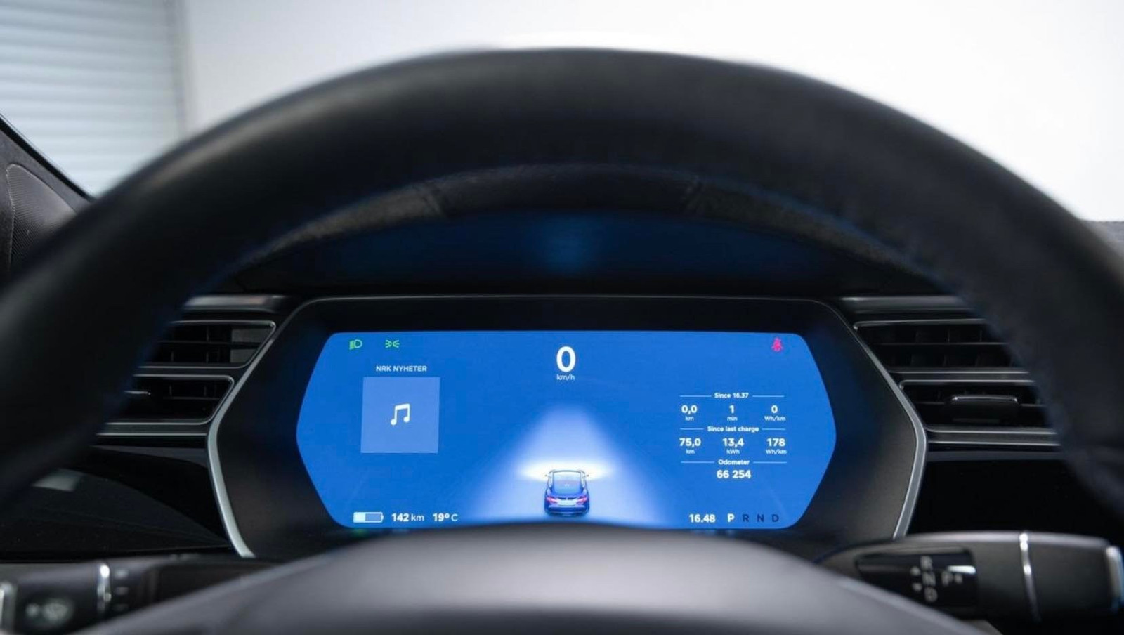 2015 Tesla Model S