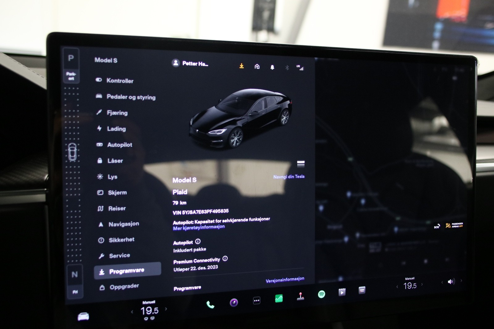 2022 Tesla Model S PLAID