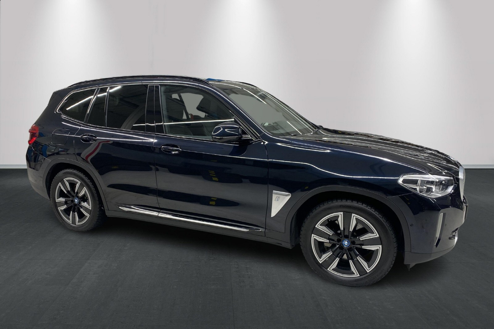 2021 BMW iX3