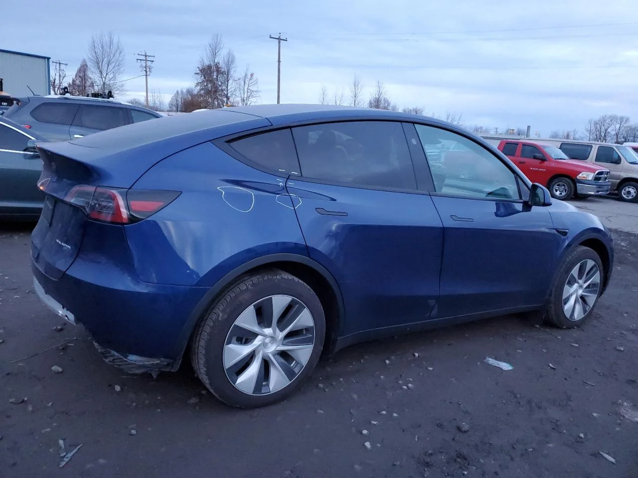 TESLA MODEL Y 2023
