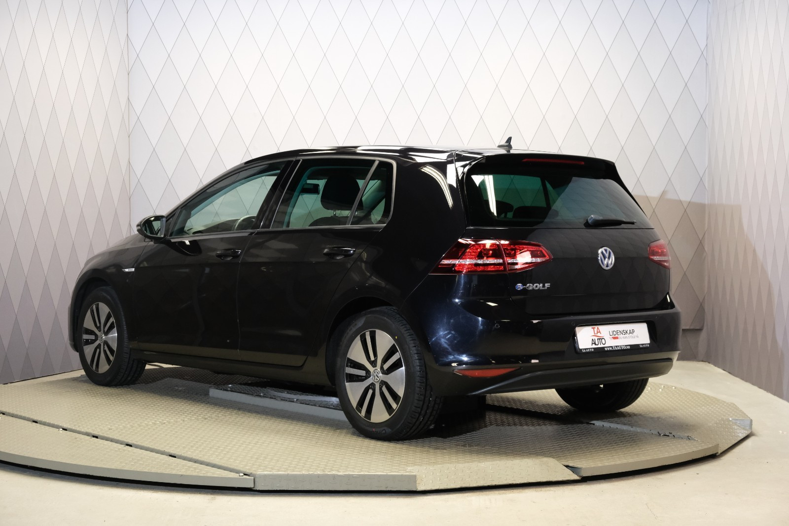 2015 Volkswagen e-Golf
