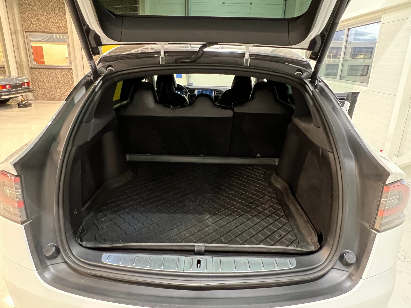 2017 Tesla Model X