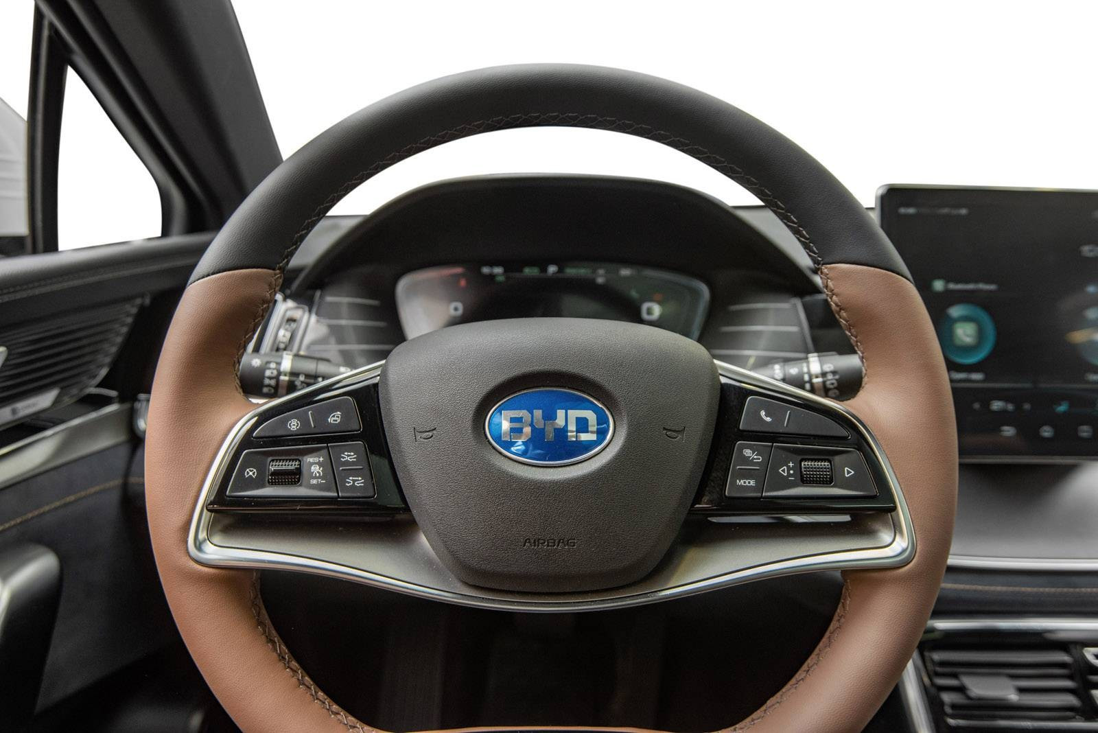 2022 BYD Tang