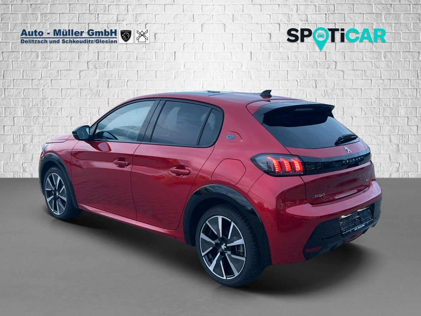 Peugeot e-208 2022