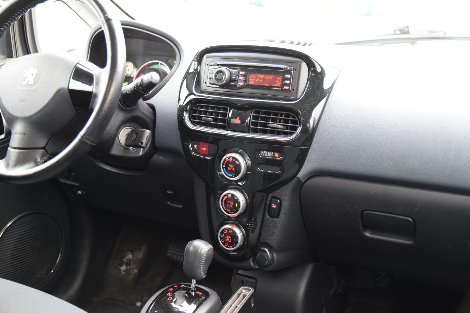 2015 Peugeot iOn