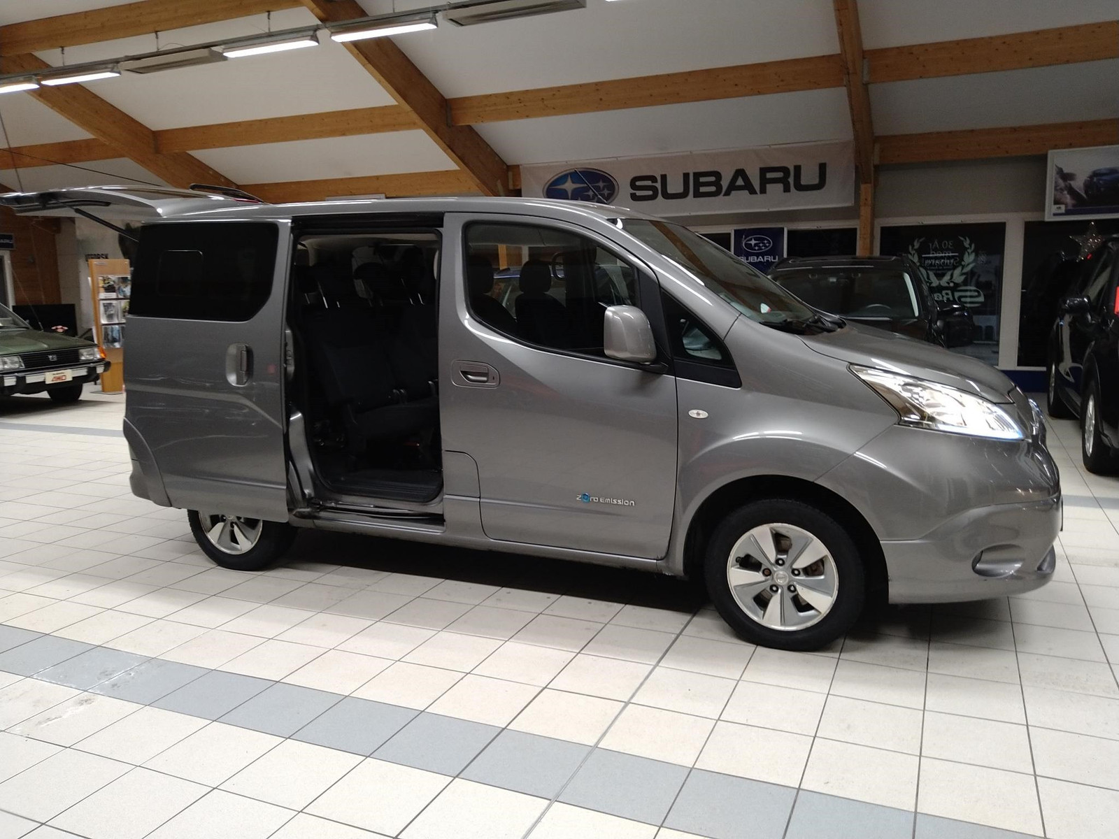 2016 Nissan e-NV