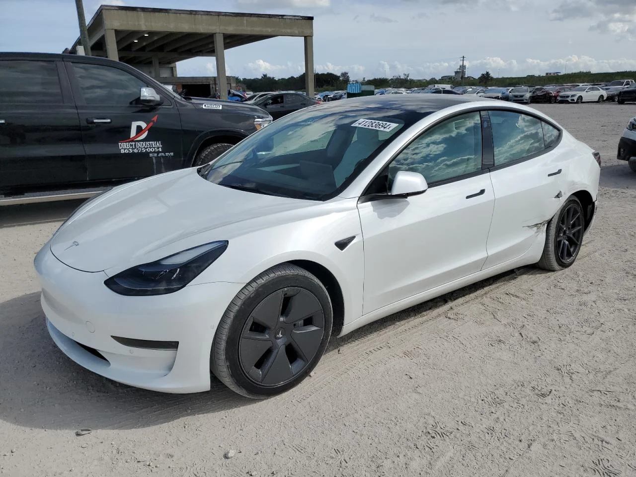 TESLA MODEL 3 2022