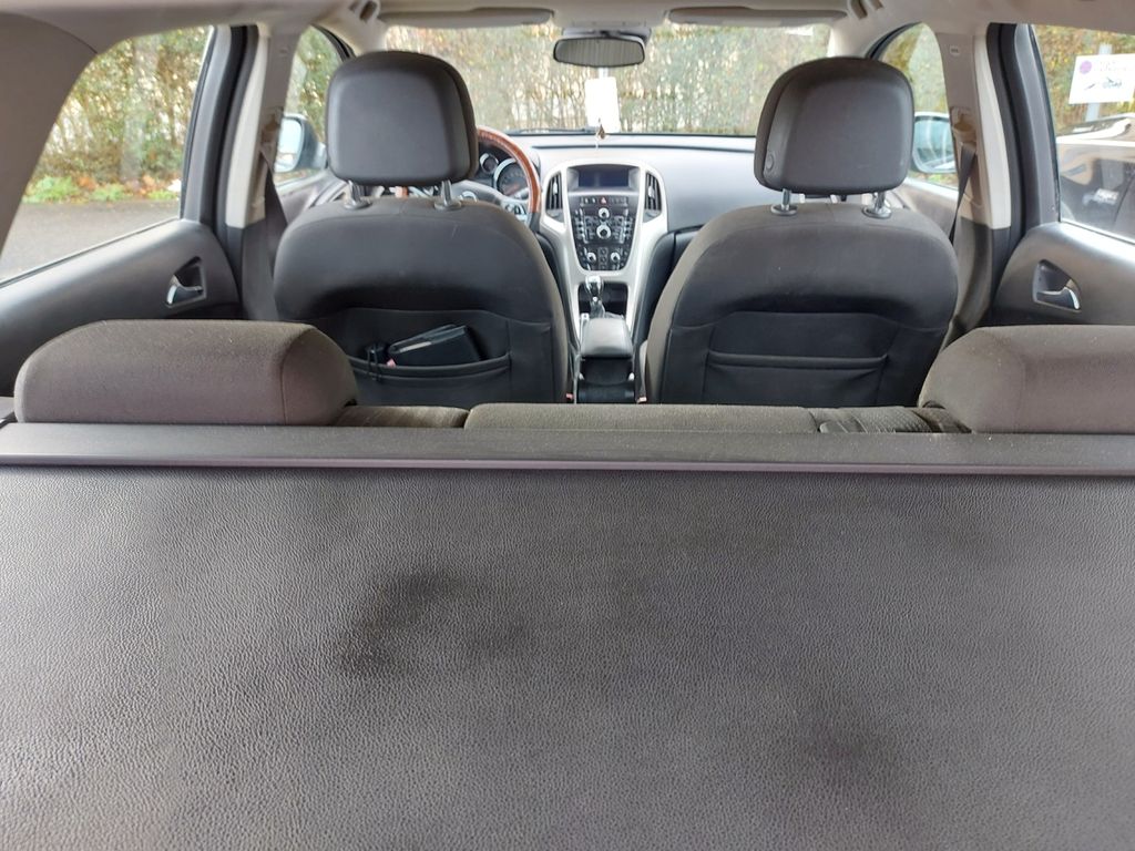 2011 Opel Astra