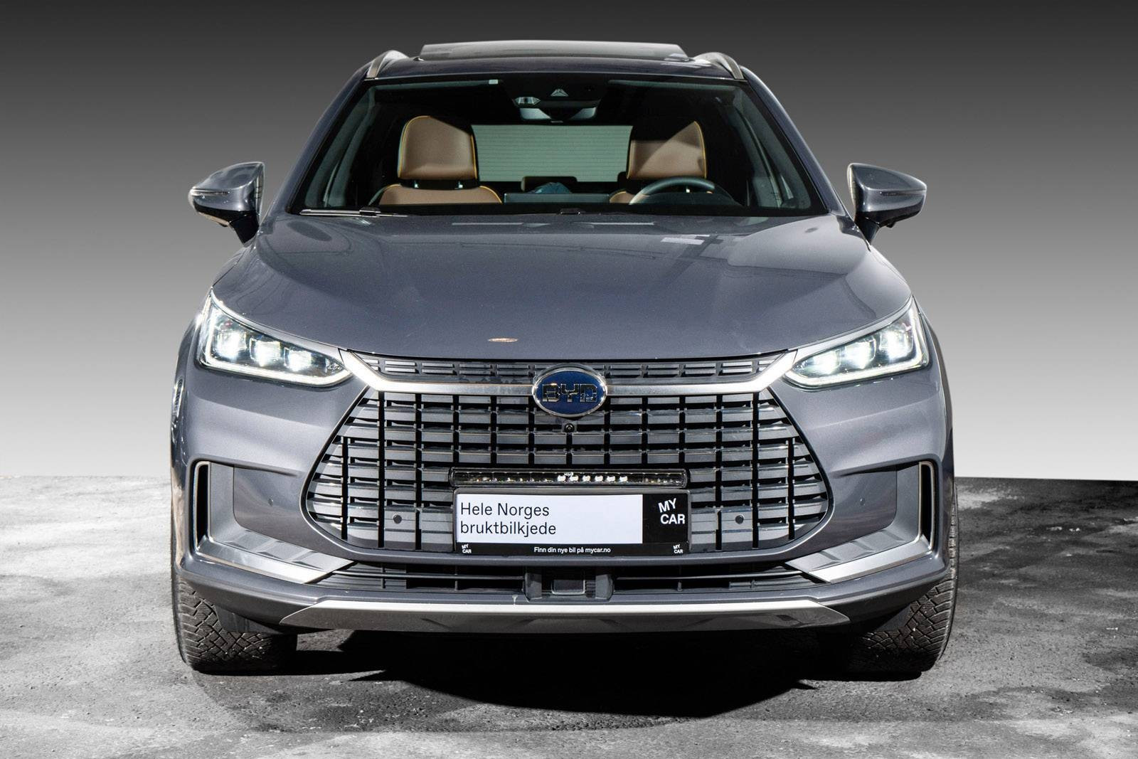 2022 BYD Tang