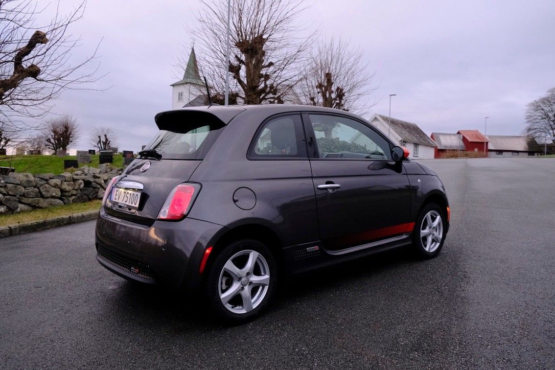 2015 Fiat 500е