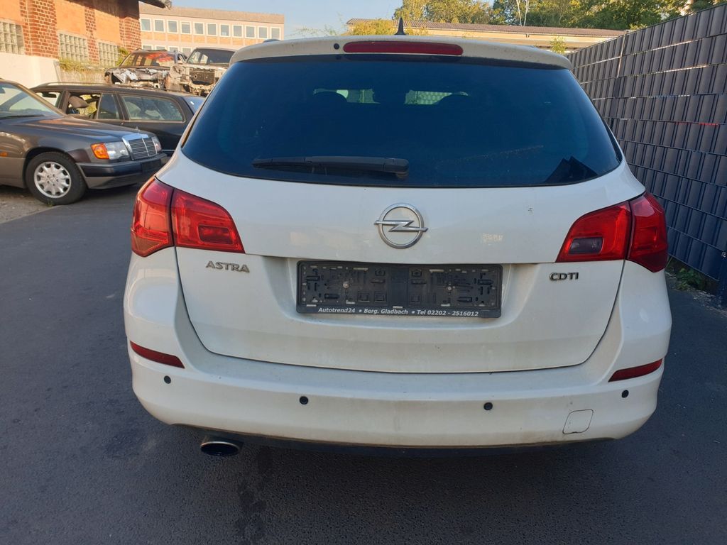 2011 Opel Astra
