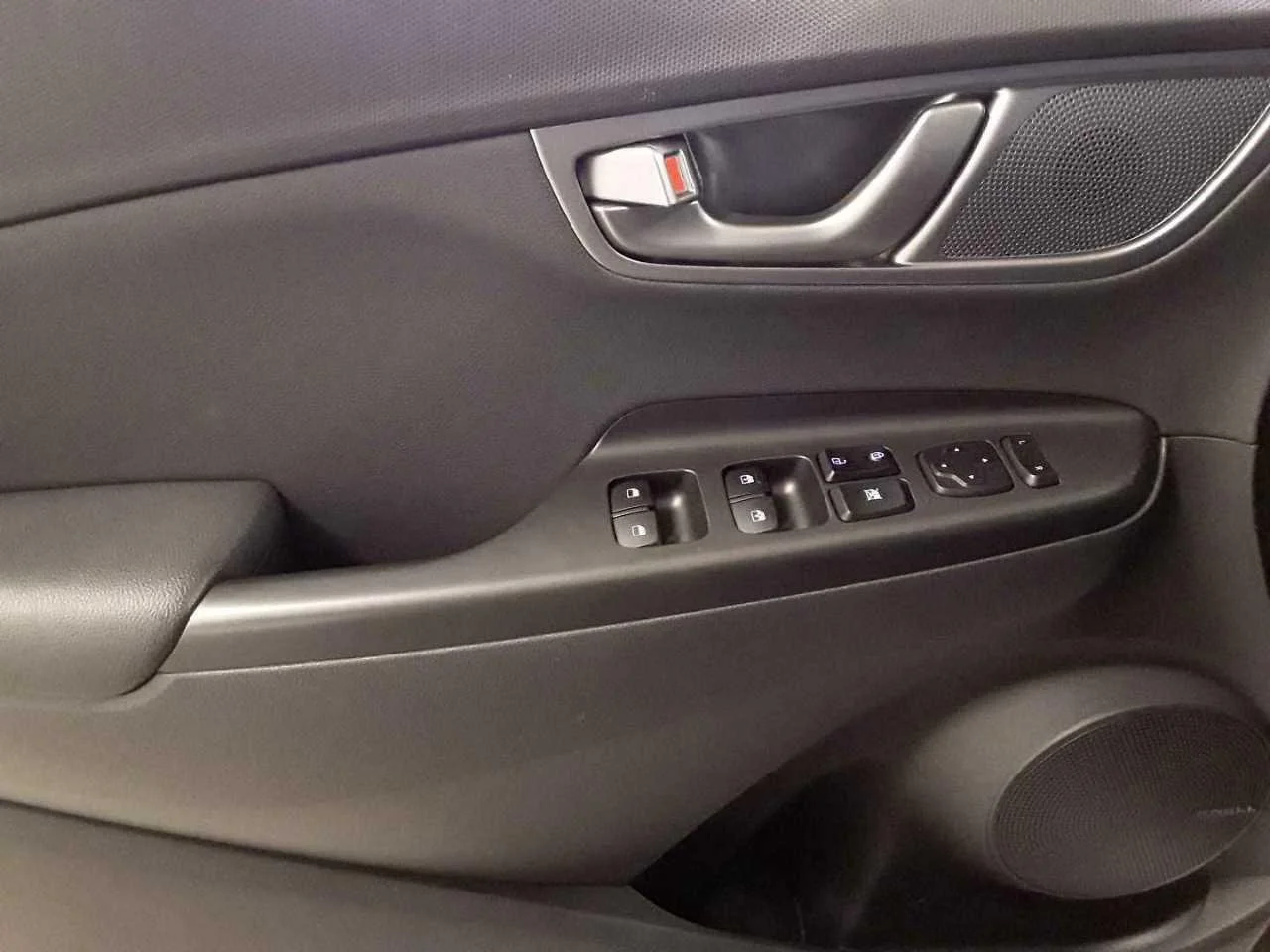 Hyundai Kona - Электрический - Автоматическое - 204 hp - 48.919 km