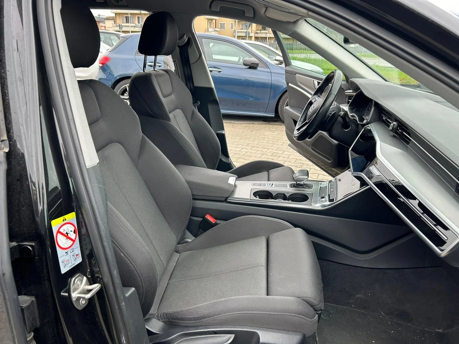 Audi A6 Avant 40 Business Sport - Diesel - Automatic - 204 hp - 142.000 km