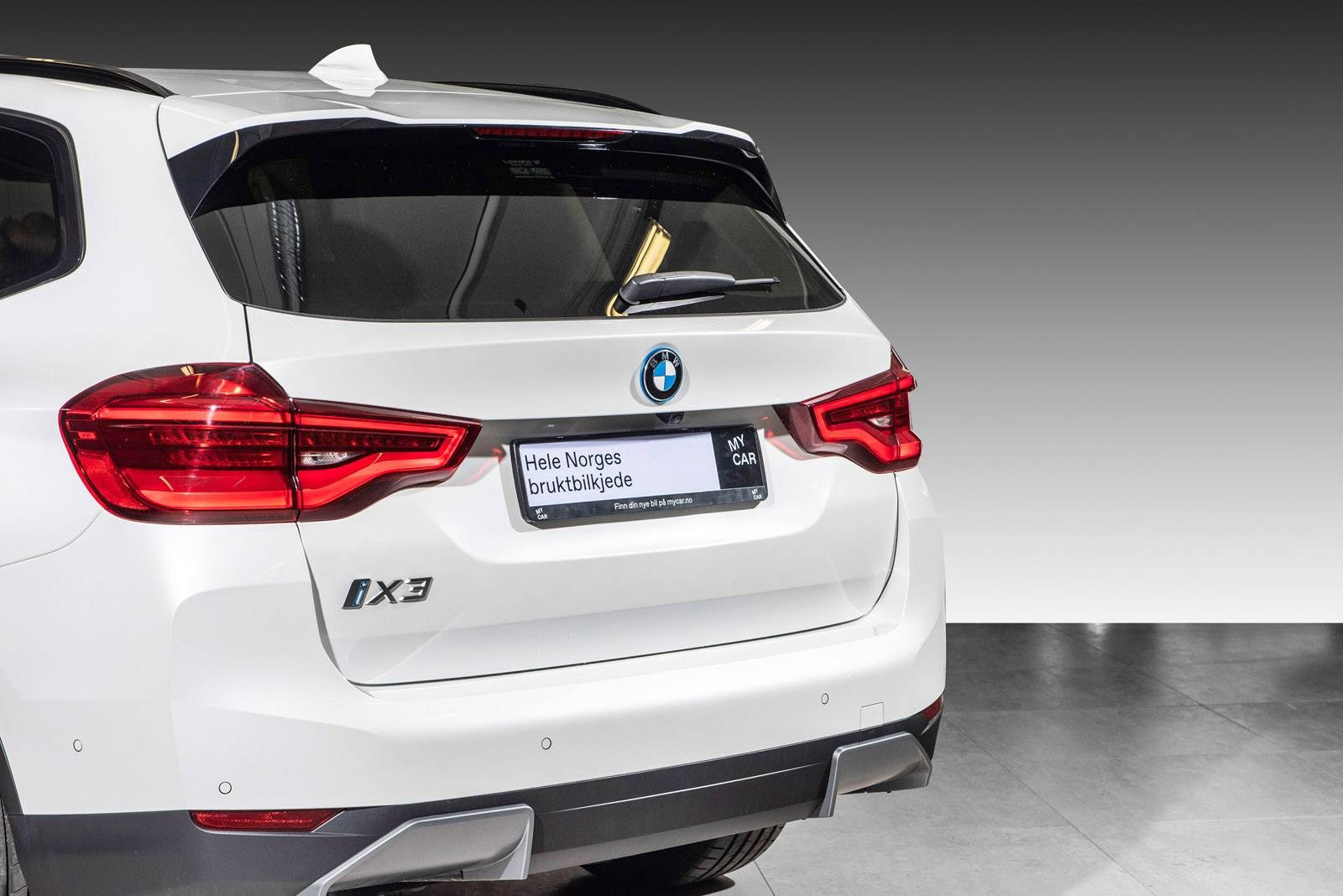 2021 BMW iX3