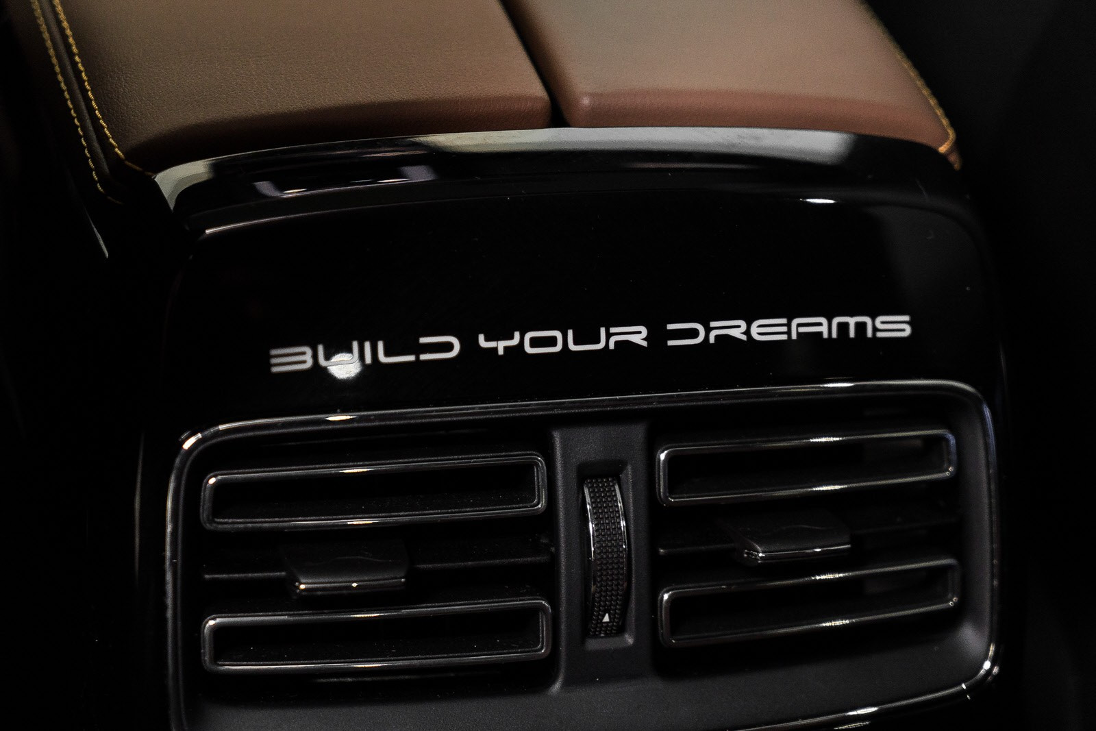 2022 BYD Tang