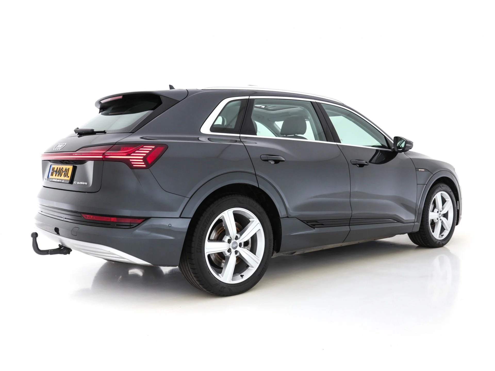 Audi E-Tron 50 - Quattro - Electric - Automatic - 360 hp - 47.295 km