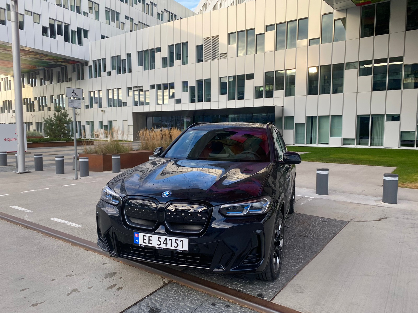 2022 BMW iX3