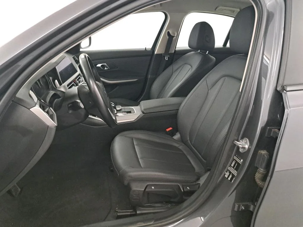 BMW 3 Series 318d Advantage - Дизельное топливо - Автоматическое - 136 hp - 76.615 km