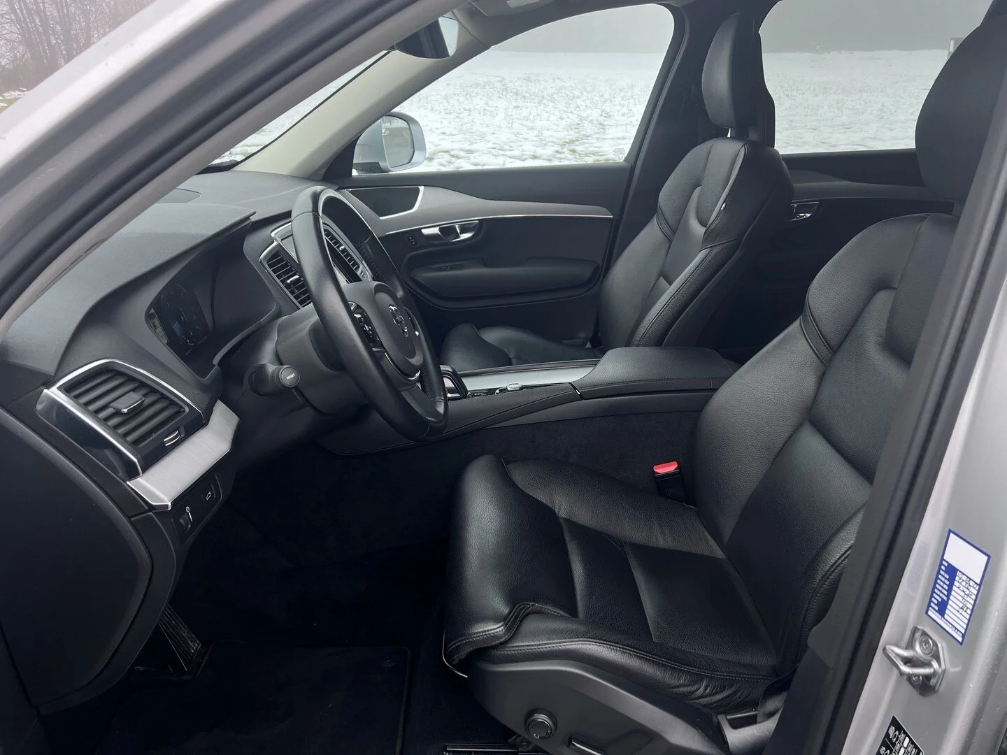 Volvo XC90 B5 - AWD - Hybrid - Automatic - 235 hp - 112.696 km