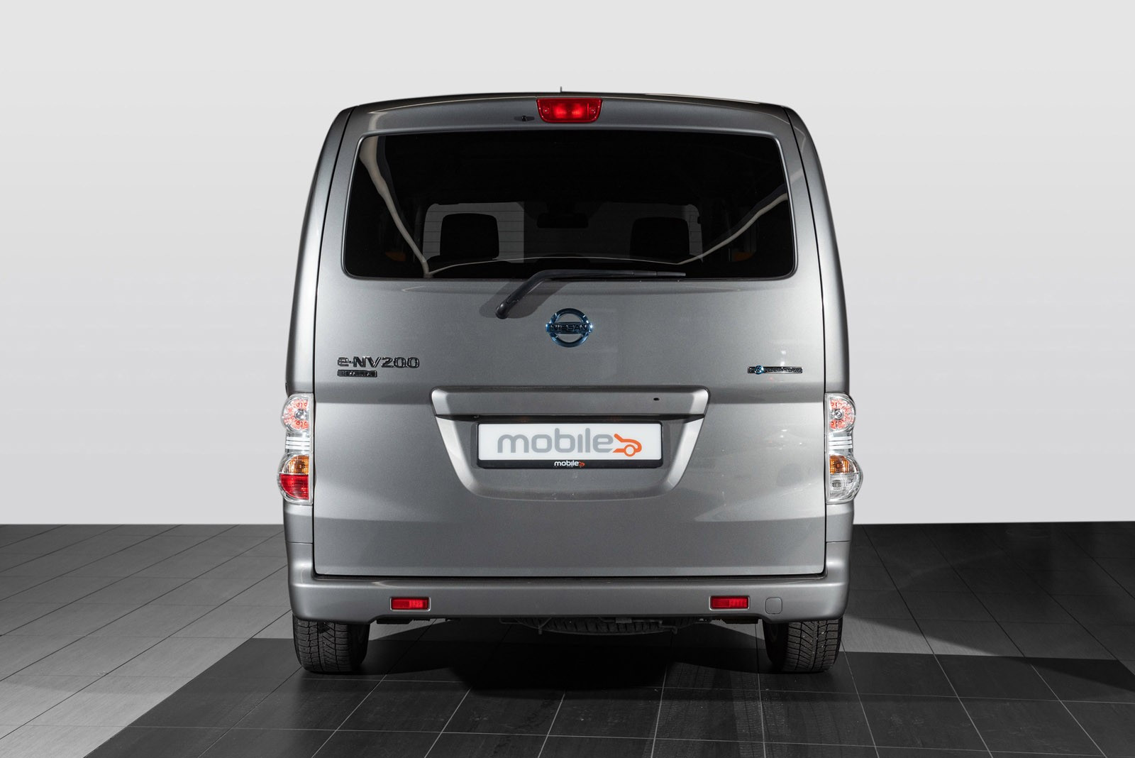 2017 Nissan e-NV