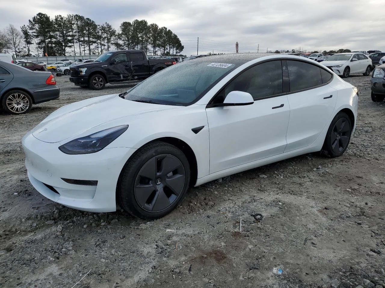 TESLA MODEL 3 2023