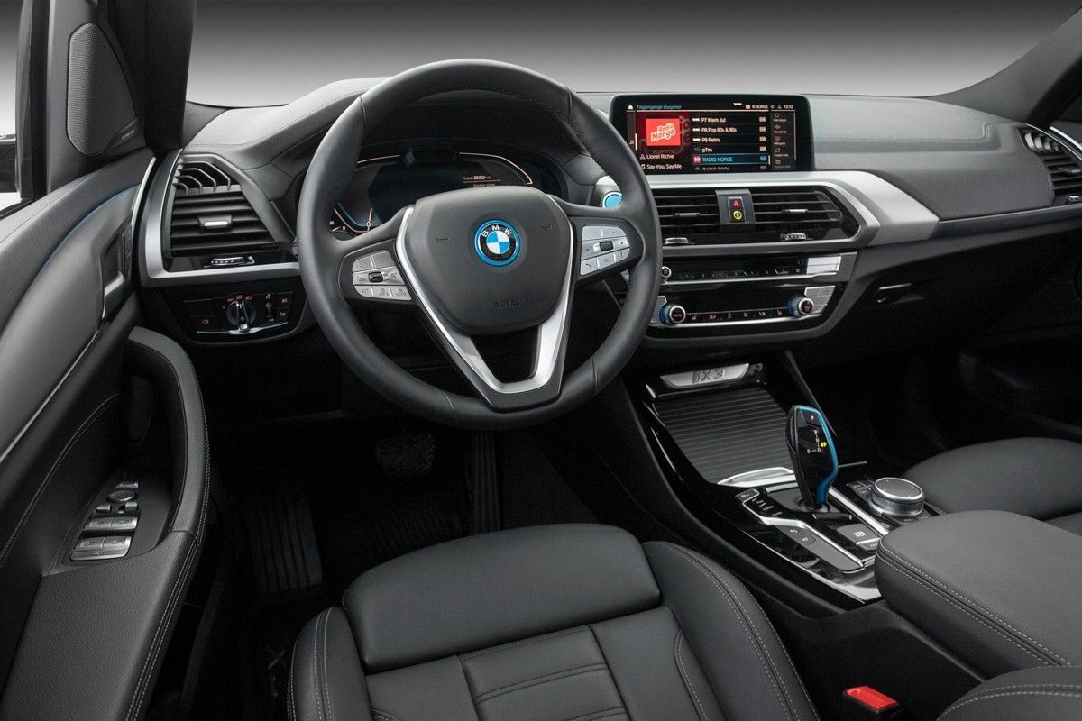 2021 BMW iX3