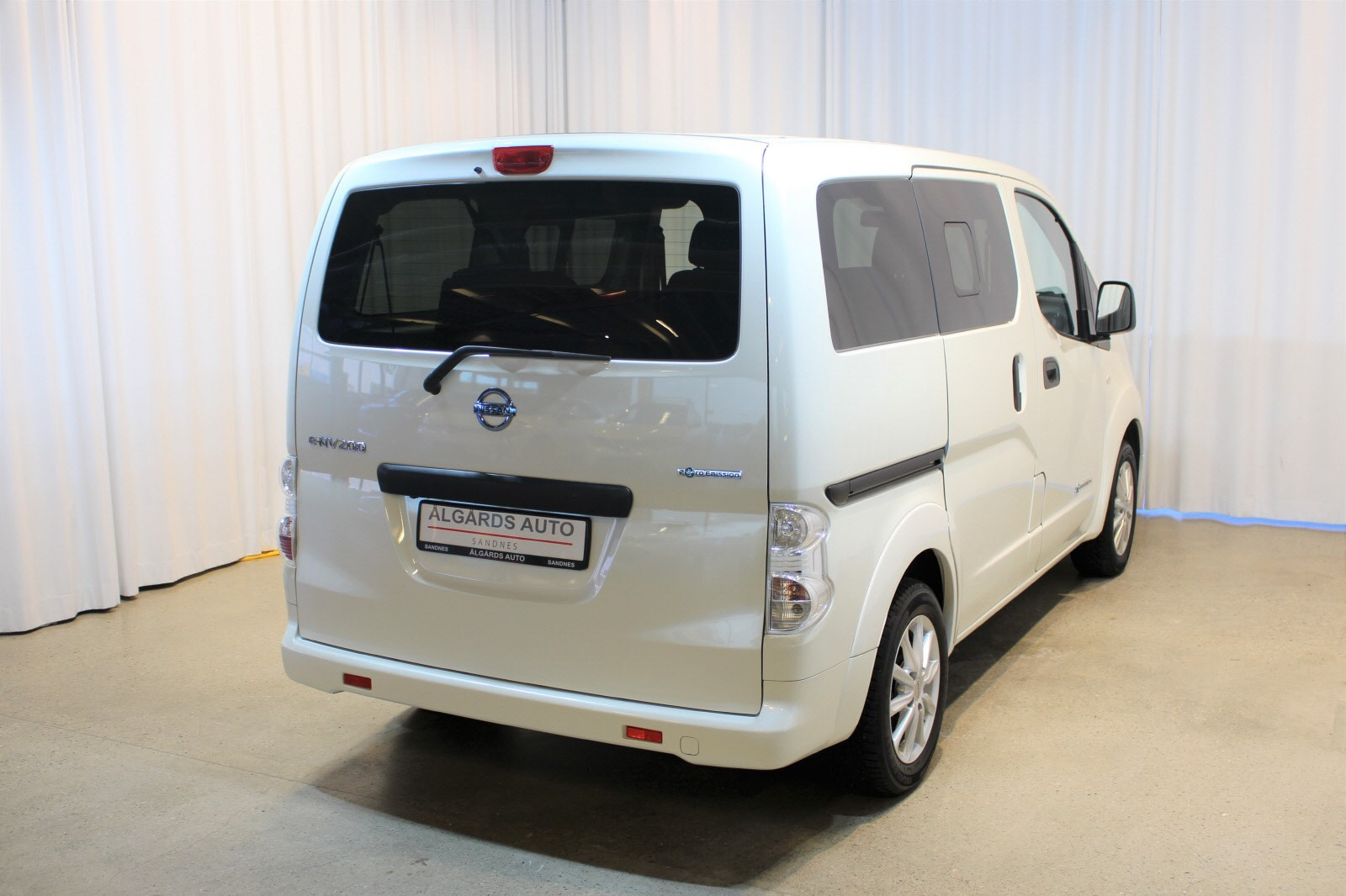 2016 Nissan e-NV