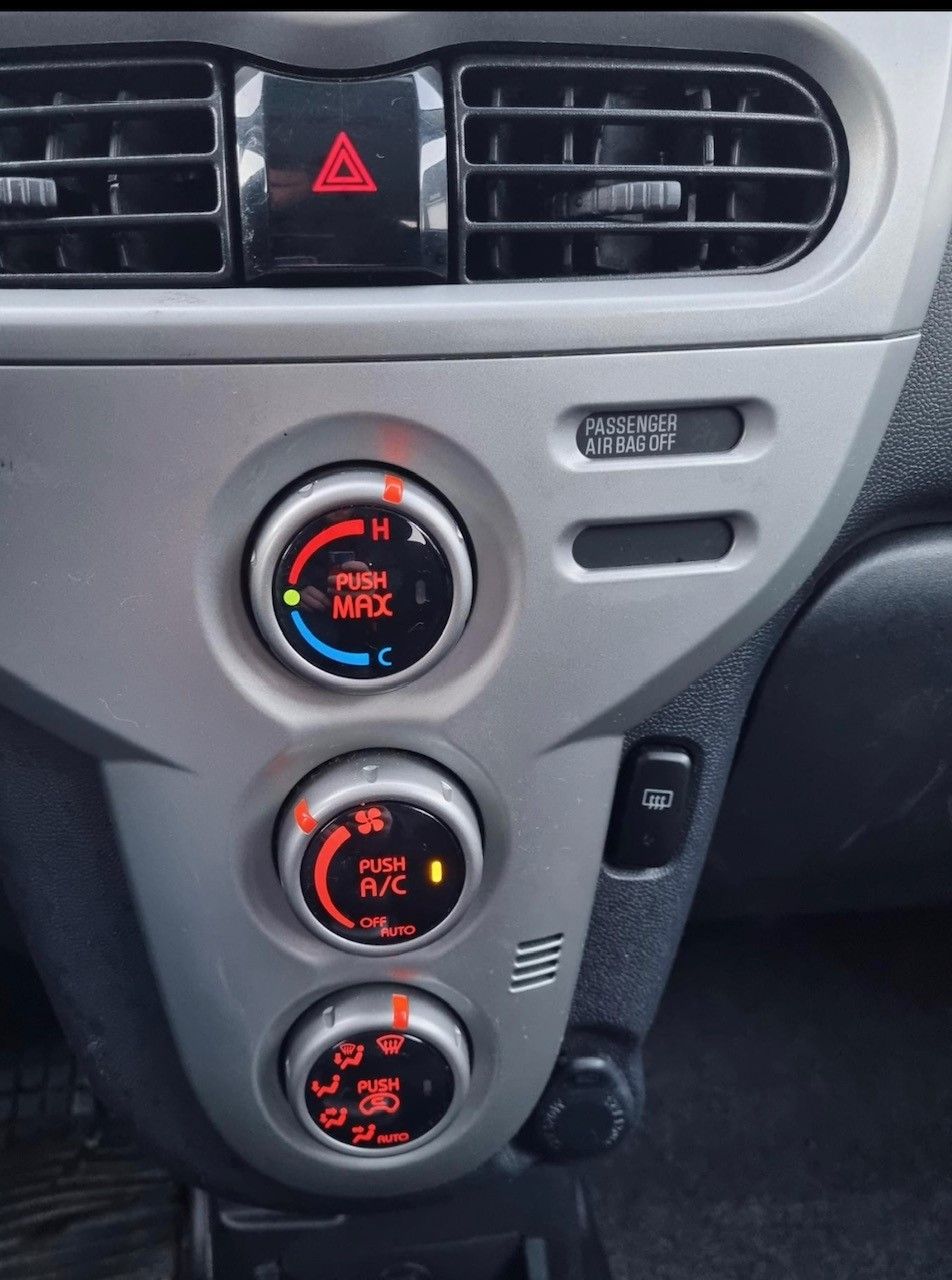 2012 Mitsubishi i-Miev