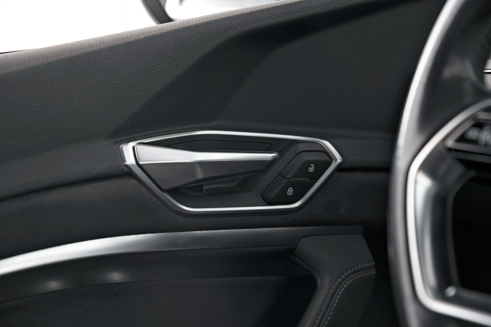 2020 Audi e-tron