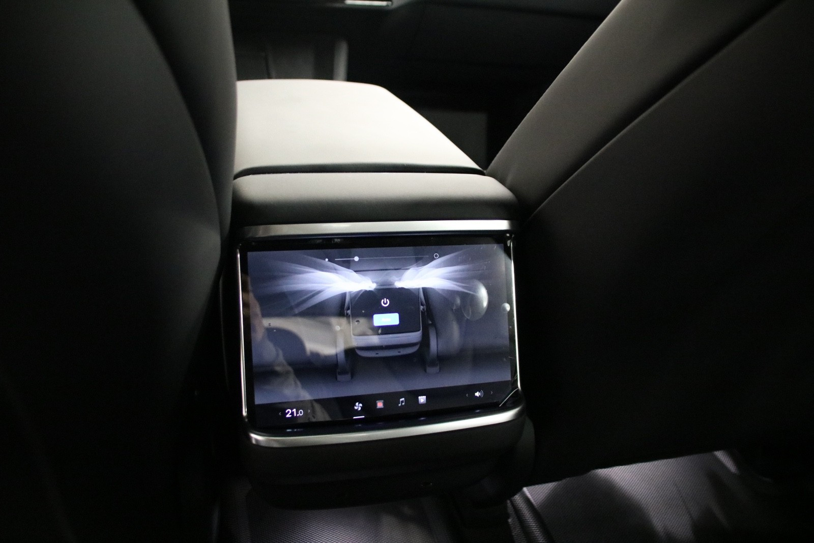 2022 Tesla Model S PLAID